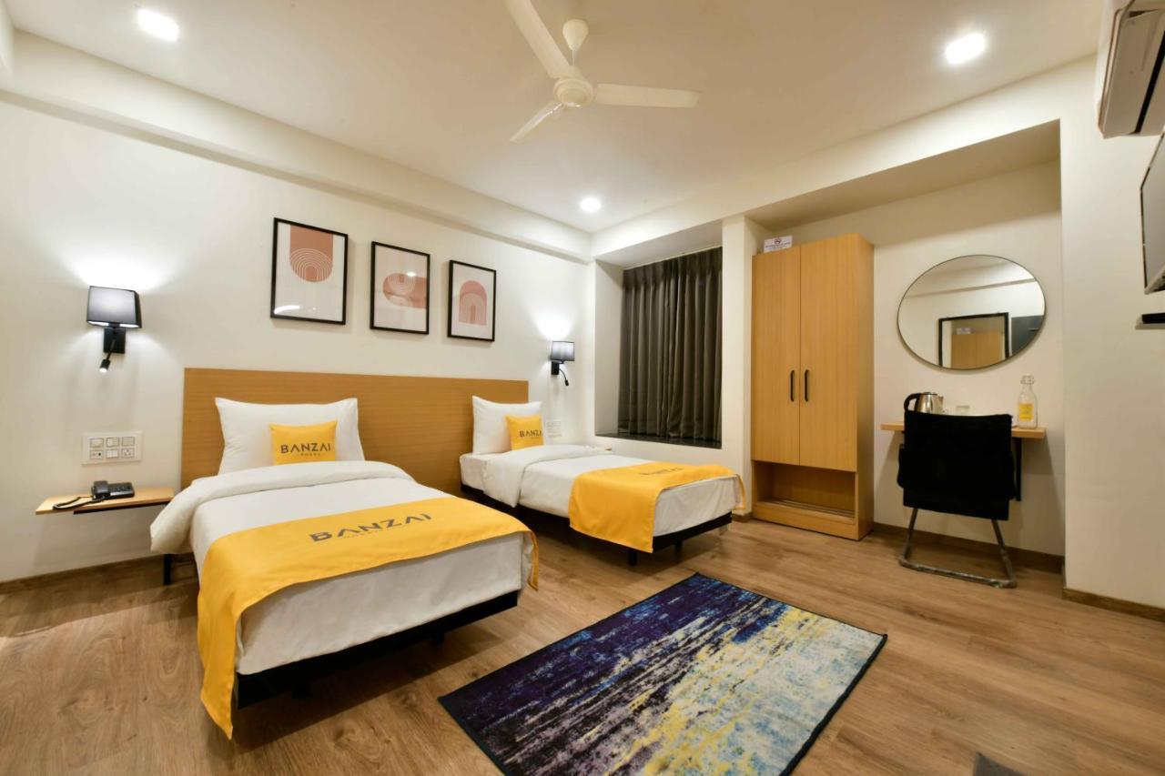Banzai Rooms Nashik Luaran gambar