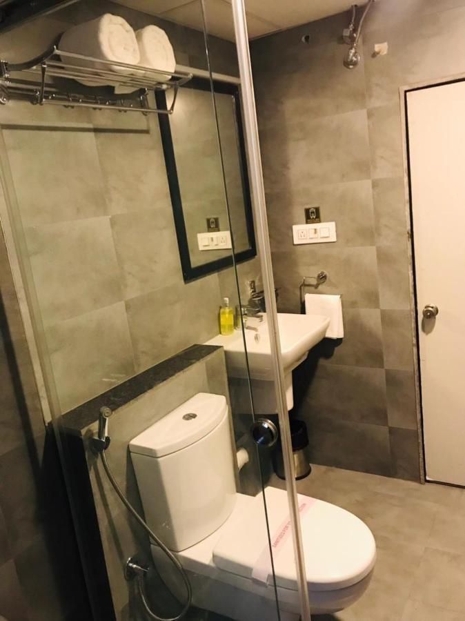Banzai Rooms Nashik Luaran gambar
