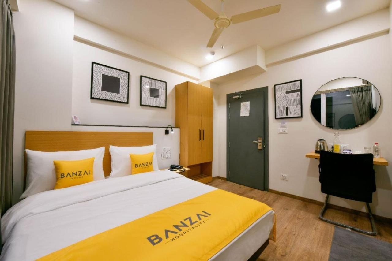 Banzai Rooms Nashik Luaran gambar