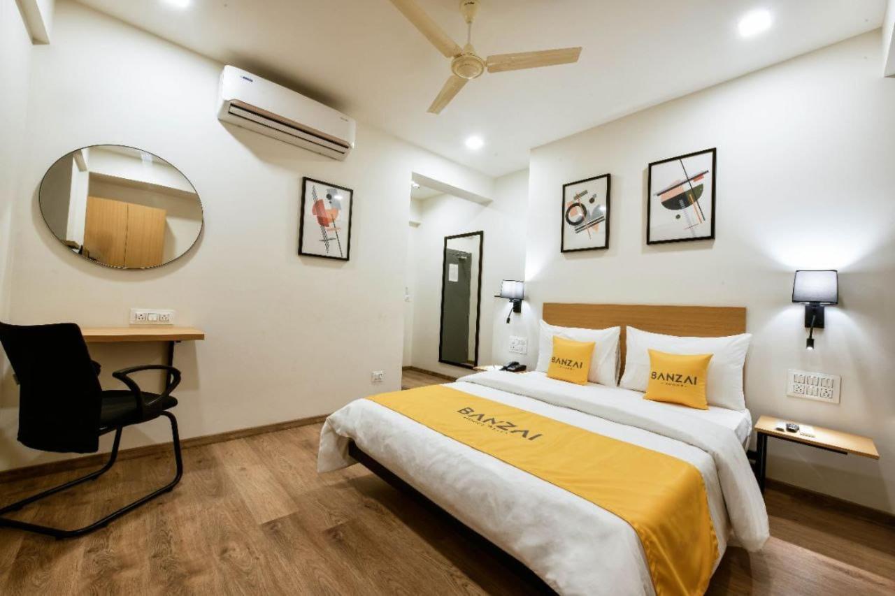 Banzai Rooms Nashik Luaran gambar