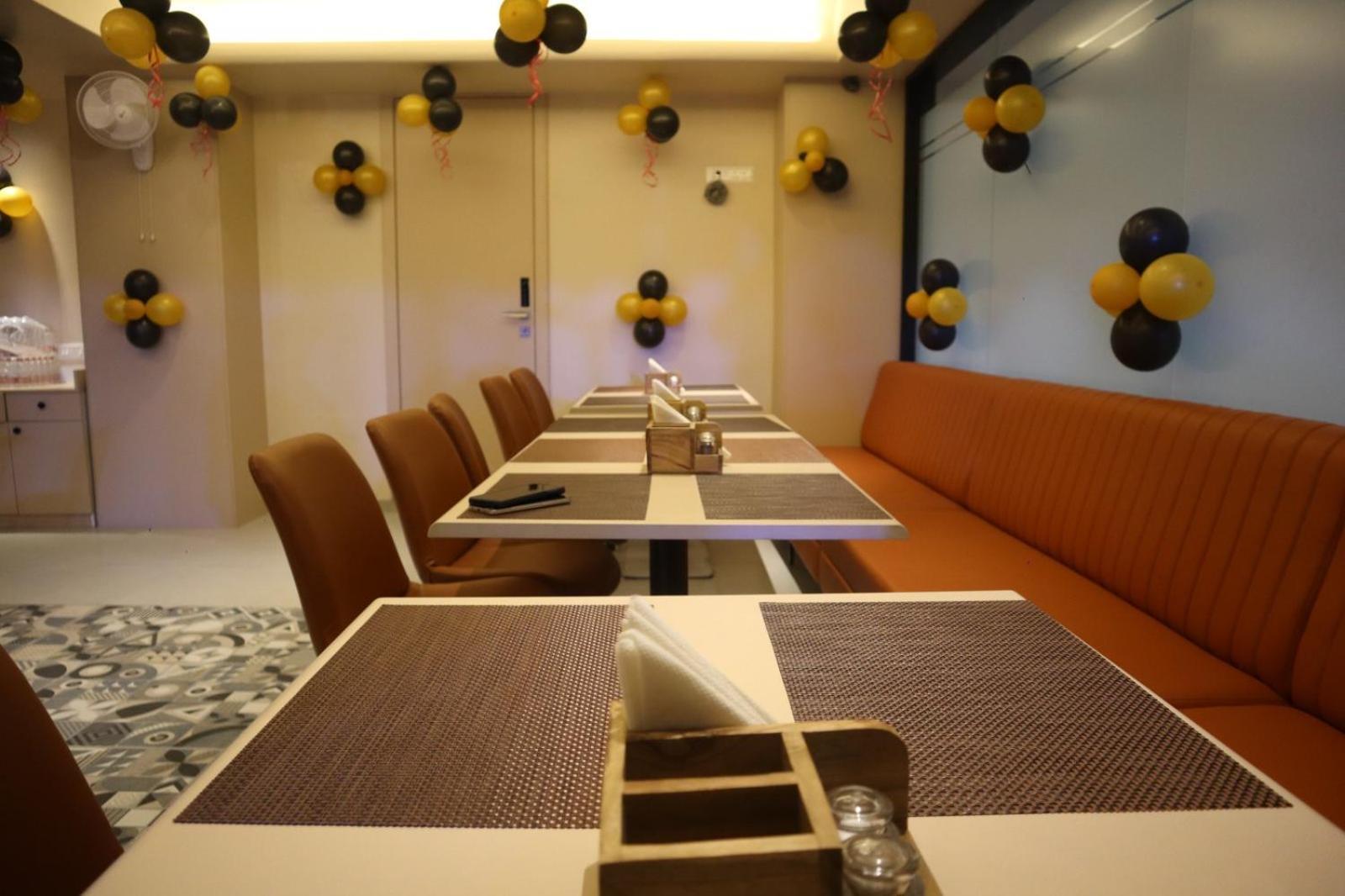 Banzai Rooms Nashik Luaran gambar