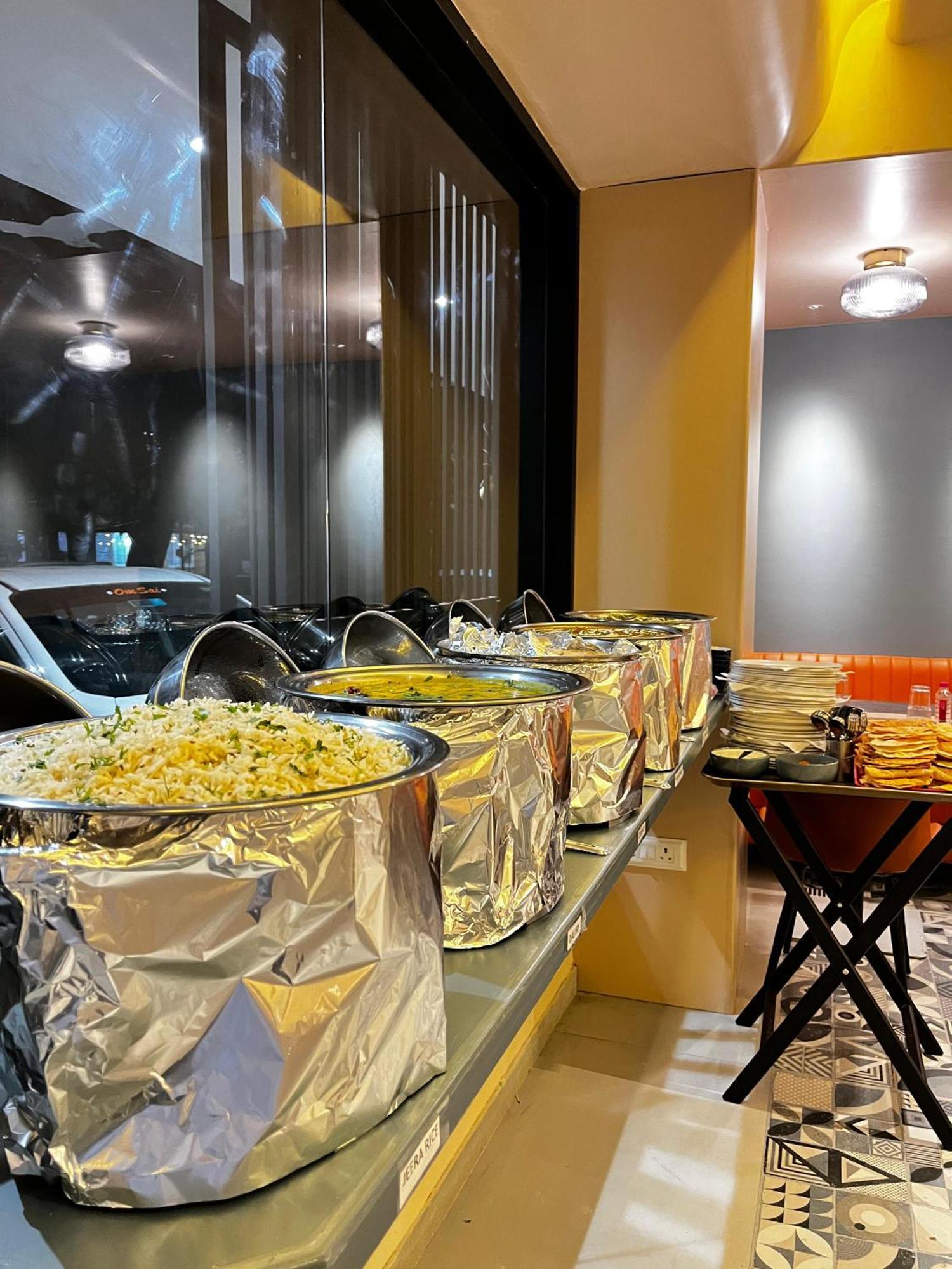 Banzai Rooms Nashik Luaran gambar